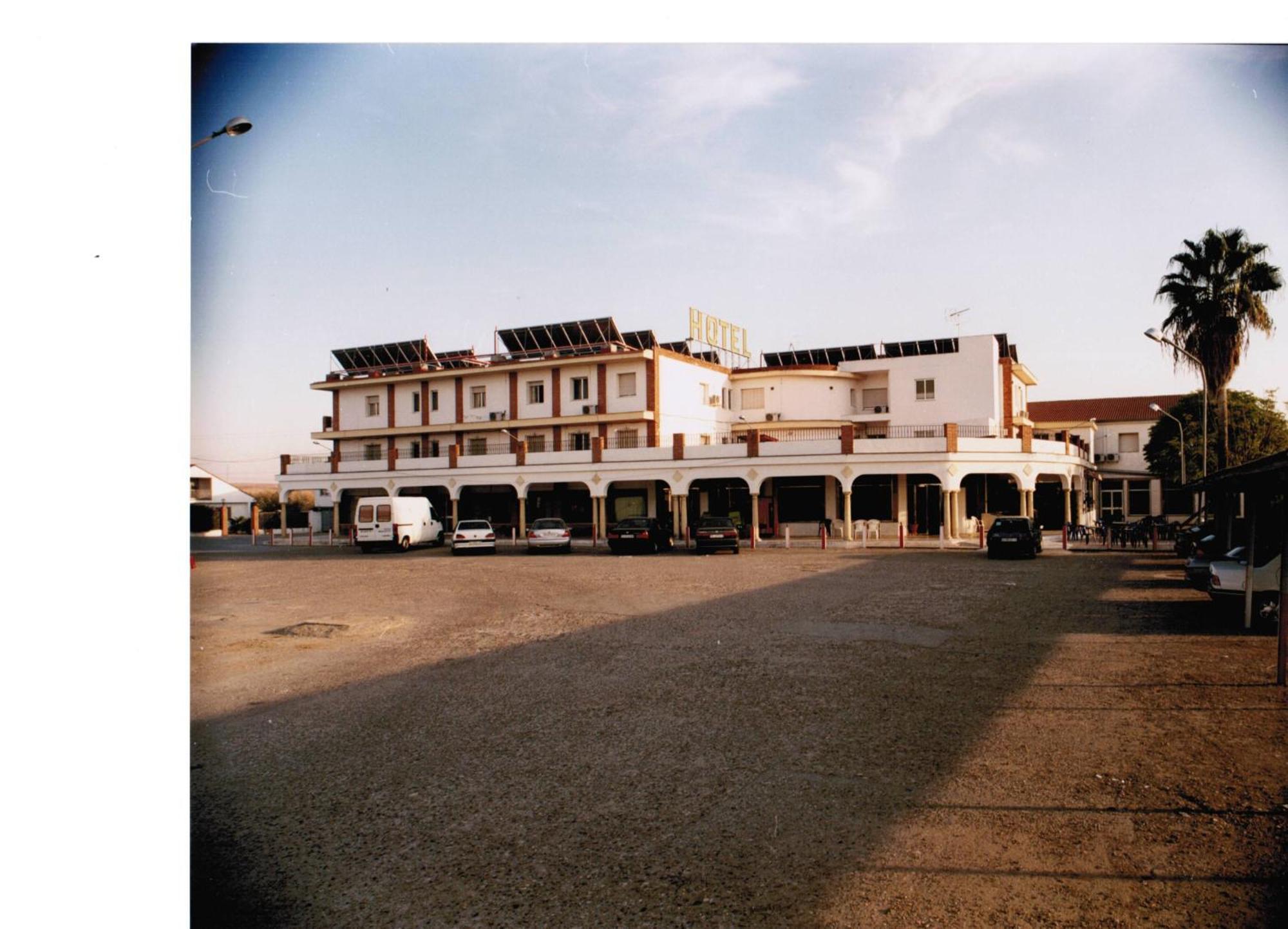 Hotel La Lancha Cordoba Exterior photo