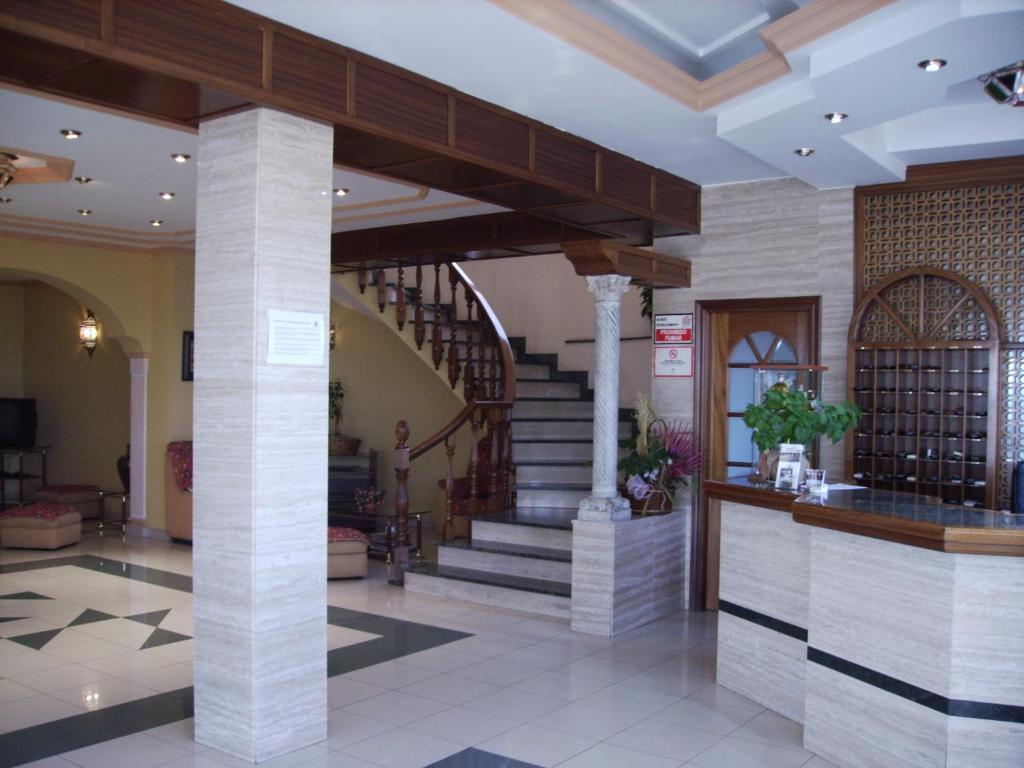 Hotel La Lancha Cordoba Exterior photo
